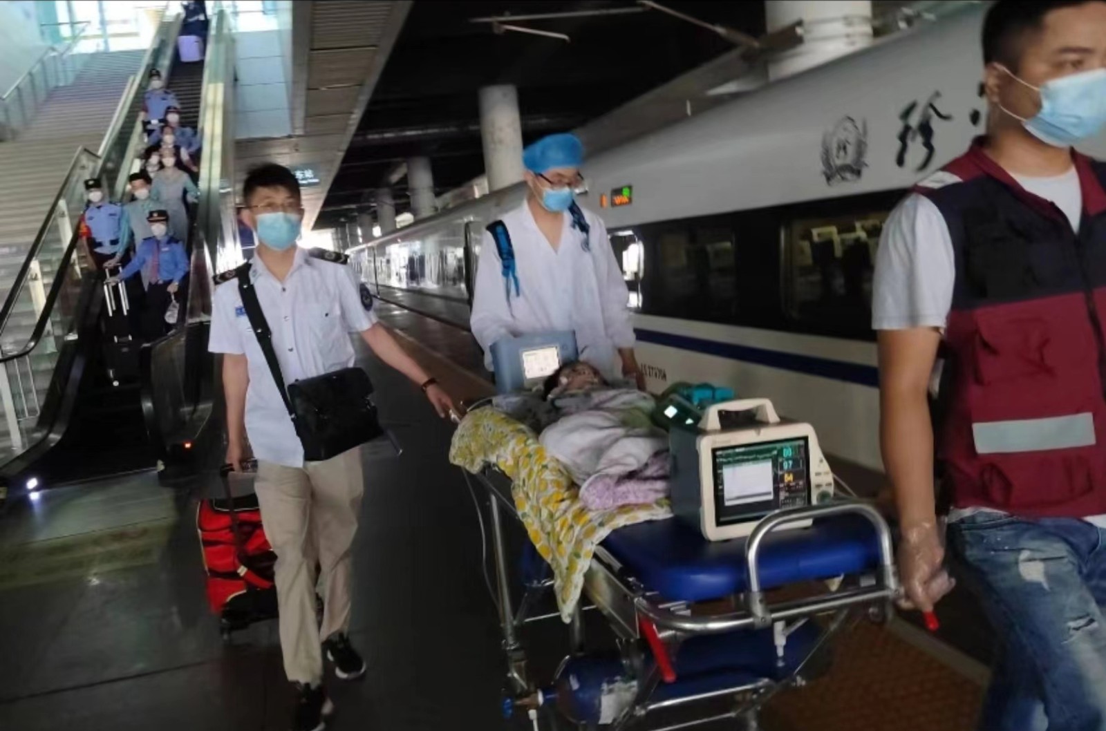 通州区高铁转运公司